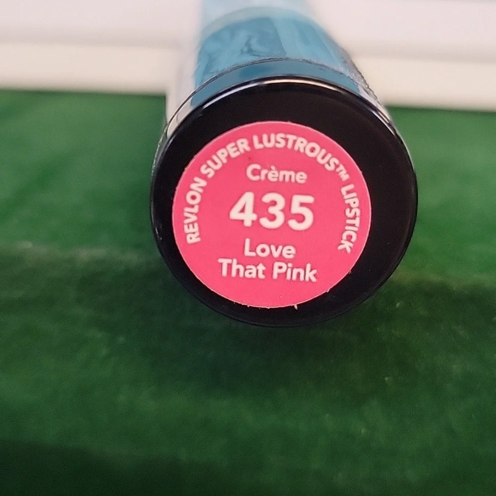 Revlon Pearl Lipstick Super Lustrious 4.2g New Sealed Tube 435 Love That Pink